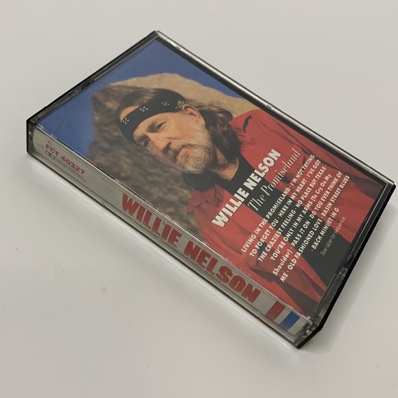 Cassette Tape | Willie Nelson The Promiseland | CBS Columbia Records 1986 Music - Picture 6 of 6